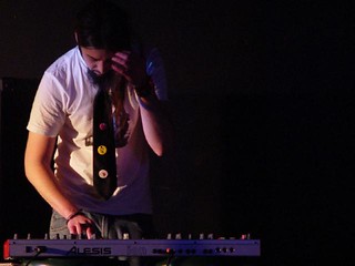 Jayvee @ House of Bricks