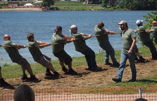 Really gettin a good tug