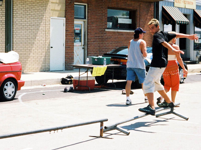 Travis with a dangerous dangerous grind