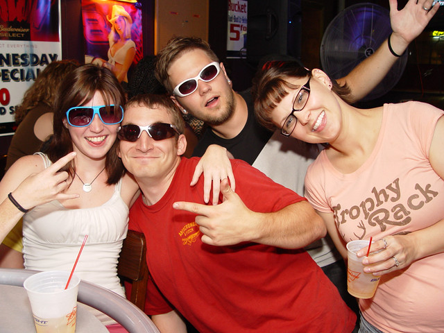 Sunglass trading... and Kelli