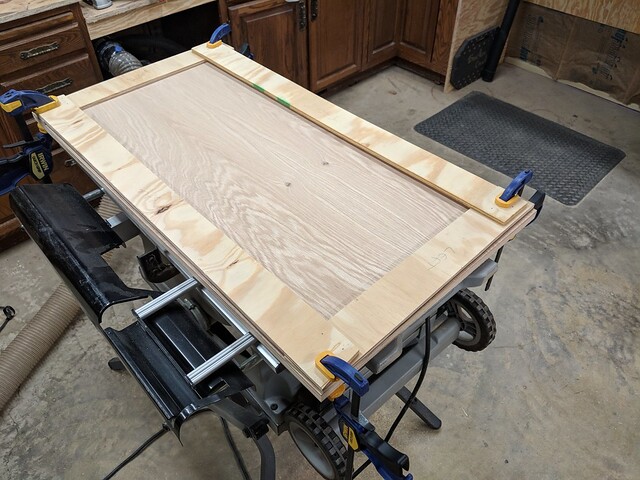 Transferring scribe lines to the lid