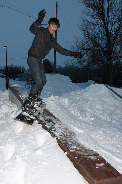 Anthony - sliding the ledge