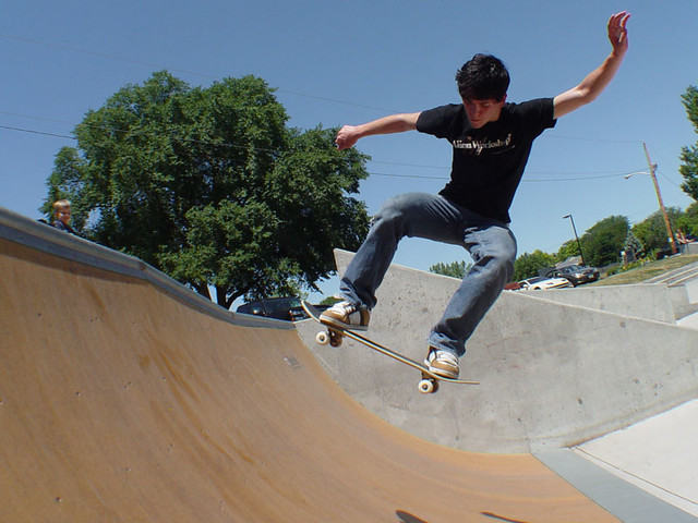 ollie on the quarter pipe