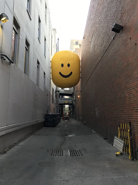 A happy alley