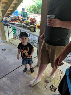 MS - Little dude, hangin