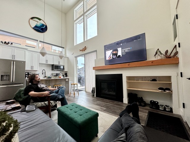 Chillin to some Phonk