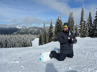 Snowboarding - Chillin on this mountain