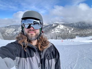 Snowboarding - Ready to ride