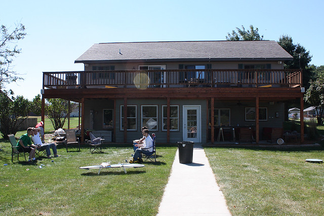 The back of the lake house