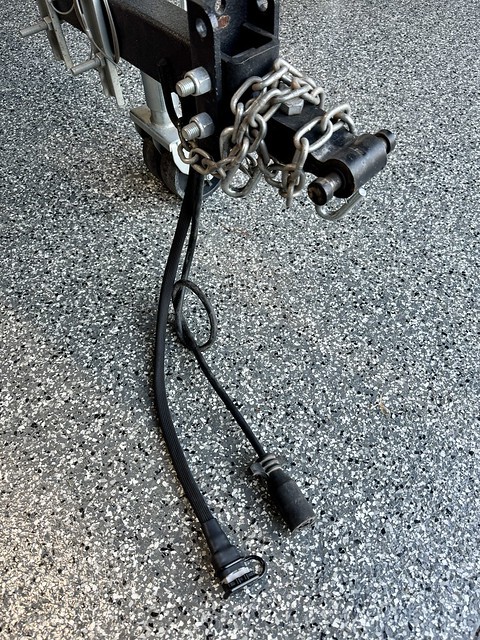 Anderson plug for the DC-DC charger