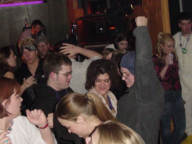 Sandwich dancing - wtf is that white monster on the right???