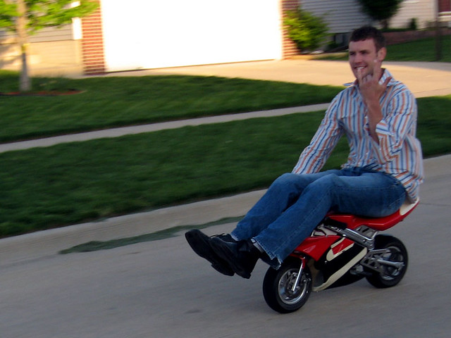 No feet, 1 hand, all love