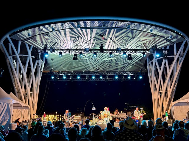 Dwight Yoakam at Water Works Park